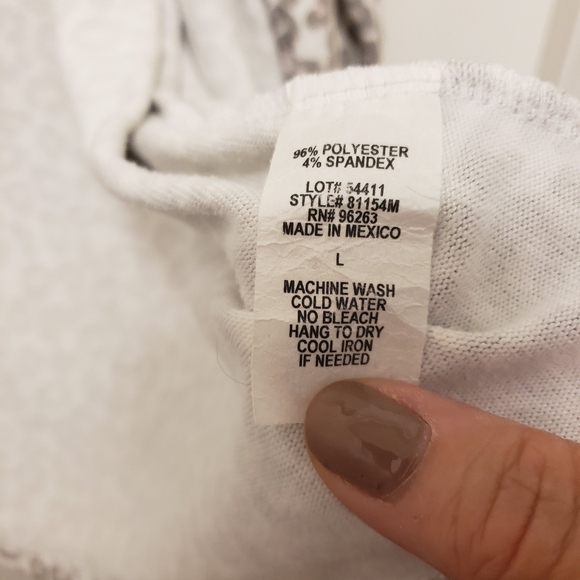 Wandering Dreams Loungewear Knit cardigan size Large, comfy, soft - Picture 9 of 9